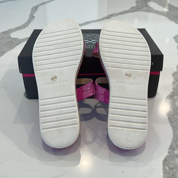 Vince Camuto Fuchsia Espadrille Sandals - Size 8W - Picture 6 of 8